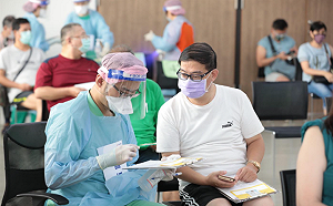 基隆預約疫苗開打  林右昌：設三道關卡避免誤打混打