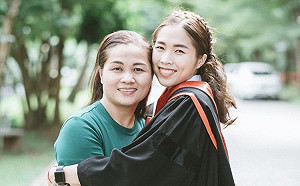 雙重打擊！泰羽球好手伊瑟儂母親打AZ後死亡 父親確診新冠肺炎