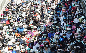 安全帽裝行車紀錄器無違法 機促會批交通部：假關心真搶錢