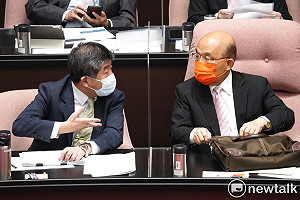 「3+11」報告自吹「台灣防疫讓世界讚嘆」 眾藍委傻眼:不要把人民當白痴好不好