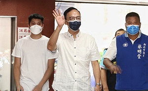 國民黨主席選舉今投票 預估投票率5成、最快6點結果出爐