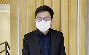 藍竊喜魷魚遊戲比喻「射死綠衣人」 卓冠廷：戰鬥藍究竟在鬥誰？