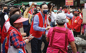 陳柏惟罷免案明決戰 朱立倫台中掃街 :「這不是一個選戰」