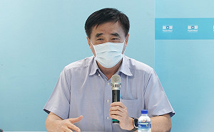 朱立倫尷尬！ 沒告知就給黨職 郝龍斌發聲明拒絕