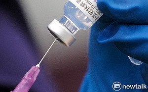 兩劑AZ面對Delta病毒會被打趴? 沈政男籲 : 第3劑疫苗應打mRNA