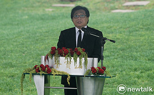 台學者吳叡人遭香港共媒點名違反國安法 子弟兵藍士博如此剖析