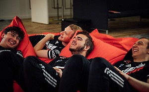 《英雄聯盟》多數成員檢驗陽性！G2自嘲訓練室成「醫院經理」遊戲