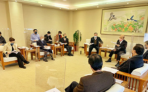 國際原物料上漲 蘇貞昌拍板免徵進口玉米、黃豆等營業稅