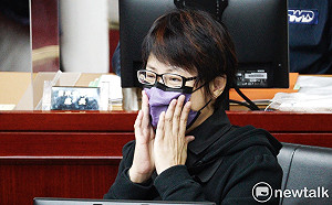 台北市勞動局長陳信瑜涉貪 凌晨移送喊「記得要報加班費」20萬交保