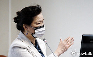 快篩試劑需求大增 王美花：協調廠商加快生產 優先供應地方政府、醫療院所