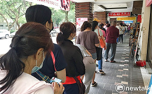 確診創新高誰負責？吳子嘉曝最新民調：「這個人」莫名其妙排名躲蔡英文後面