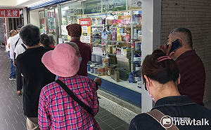 台灣快篩 EUA搞飢餓行銷？吳怡玎批成「壟斷商品」籲開放民眾從國外網站自購