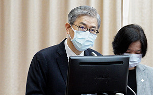 有醫療行為可申請理賠？黃天牧：需要衛福部界定