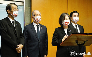 如安倍昔彈奏《花正在開》 蔡英文追悼：努力讓更多合作開花結果