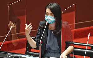 高虹安選新竹又見迴力鏢？他要民眾黨在「帶職參選」和「落跑者聯盟」選一個