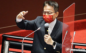 高嘉瑜、王世堅遭獵巫 賴士葆轟民進黨：道德感、價值觀全然淪喪