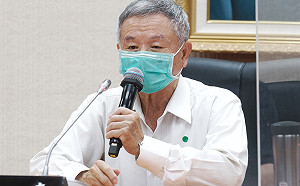 憑什麼當衛福部長？李德維批牙醫陳時中「談不上醫師」 楊志良兩者皆非