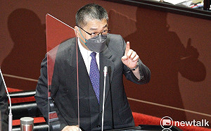 和陳檡文同桌餐敘喝酒？徐國勇：無不可告人之處 PO照者「居心叵測」