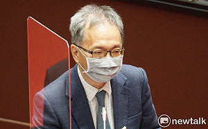 健保部分負擔調漲新制再延?薛瑞元:需考量經濟復甦狀況