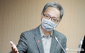 高端疫苗保護效益報告何時能審完？薛瑞元：應不會拖過選舉