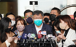 派幕僚赴民眾黨領表 柯文哲擬520宣布選總統、地點不在北市