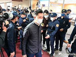 昔控林智堅論文抄襲今爆吸金5000萬! 余正煌今晨50萬交保限制出境
