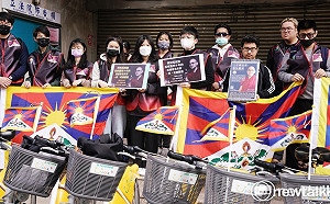 「為西藏自由而騎」 藏人記者怒吼曾遭中共洗腦以為是中國人 