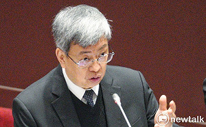 陳建仁備詢處女秀 王婉諭批不及格「如同問ChatGPT」