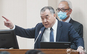 海軍接連掉槍出大包 邱國正動怒：會辦很多人 掉腦袋沒話講 