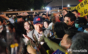 郭台銘動起來！ 正式發布北中南演講 再嘆廟堂之上，朽木為官 