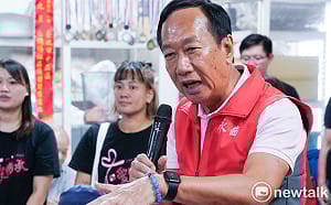 轟蔡政府棄守財政紀律  郭台銘： 7年花光曾孫的錢　