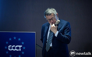 柯文哲「還沒財富自由」發文遭批史上最爛文案 她轟：共產黨鬥爭手段