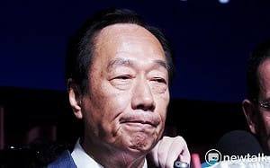 郭台銘要年輕人多出國｢不要做井底之蛙｣網友反問：以為都你兒子？