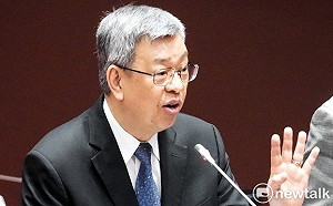 國家防空警報連發 陳建仁口誤：簡訊說中國發射「飛彈」