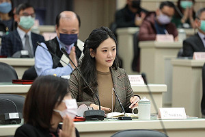 謝國樑四接案遭農業部打臉 前市府發言人游本明揭:連公文都看不懂