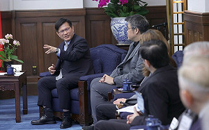 林佳龍成功納管Uber創首例 吸引日本來台取經