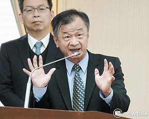 是否恢復兩岸直航及取消禁團令?邱太三:交由新政府來決定