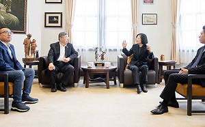 蔡柯會談NCC中天案 柯文哲：司法信用不能破產、蔡英文稱沒干預