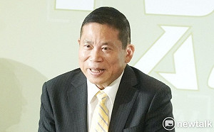 人物》曾任IBM全球企業諮詢總經理  劉鏡清接任國發會主委 