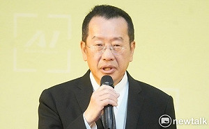 顧立雄掌國防部 王鴻薇諷「對美軍購部長」 