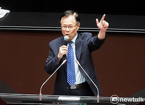 (影)「訊問光碟聽好幾次」張啟楷「一級爆破士」打臉黃國昌示範帶!再炸吳宗憲