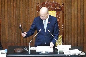 環島高鐵協商5.5小時 韓國瑜拜託:蓋好後,我早已西方極樂世界報到