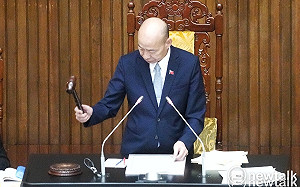 環島高鐵協商5.5小時 韓國瑜拜託:蓋好後,我早已西方極樂世界報到