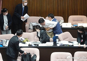 立院發生朝野暴力衝突 台權會怒:國民黨、民眾黨請正視人民的怒火
