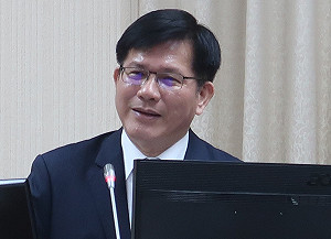 民主基金會執行長尊韓國瑜?林佳龍:互相尊重啦、還有政府的配合度