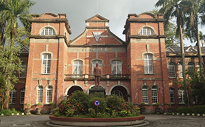 AI 時代衝擊！學生數不足 建中、北一女「人文社會資優班」停招