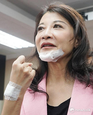 立院開場就流血!王鴻薇暴打林楚茵全都錄 網喊告到底