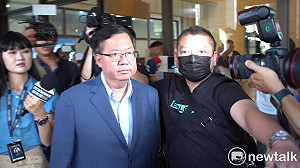 爆鄭文燦親主持會議替廖俊松辦事 黃國昌:一路幫開綠燈