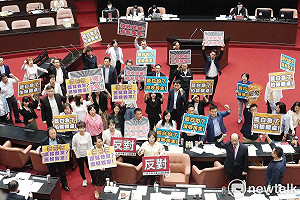 藍白又聯手 選罷法「加嚴連署」版修法逕付二讀