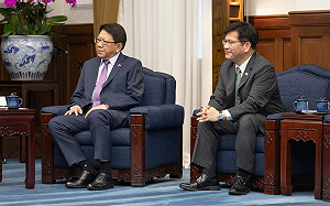 陪同賴清德接見馬紹爾群島訪團 潘孟安期待擴大教育、體育交流